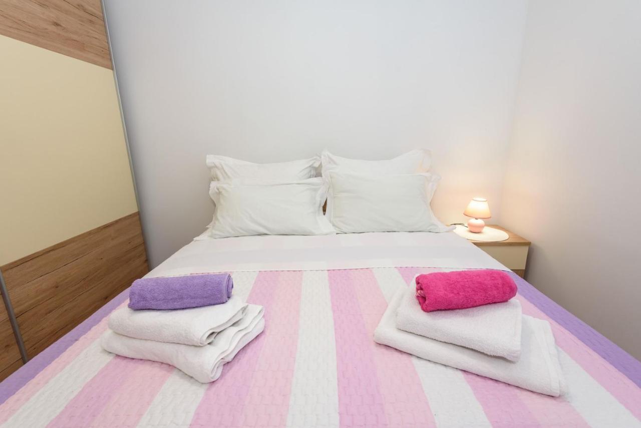 Apartment Dego Near Ploce, Riverfront, Parking Rogotin ภายนอก รูปภาพ