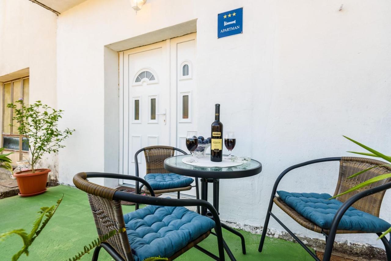 Apartment Dego Near Ploce, Riverfront, Parking Rogotin ภายนอก รูปภาพ